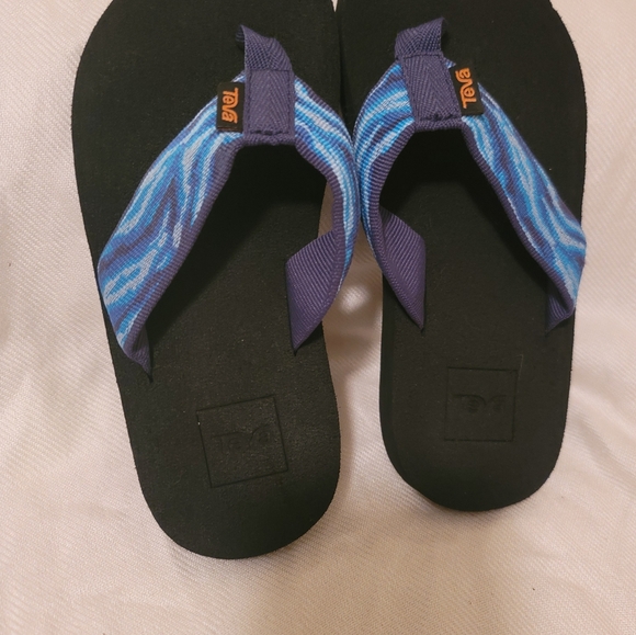 Teva Kids NWT Mush ll Sandals Size 1 - Picture 1 of 6